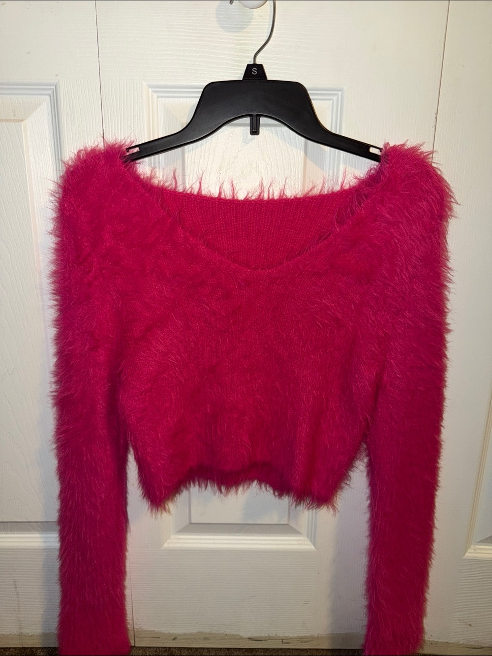 SHEIN Fuzzy Crop Sweater - Hot Pink